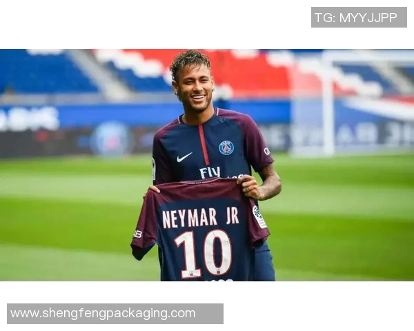 C罗梅西内马尔等球星都喜欢足球展现激情与荣耀魅力 C罗梅西内马尔等球星都喜欢足球展现激情与荣耀魅力